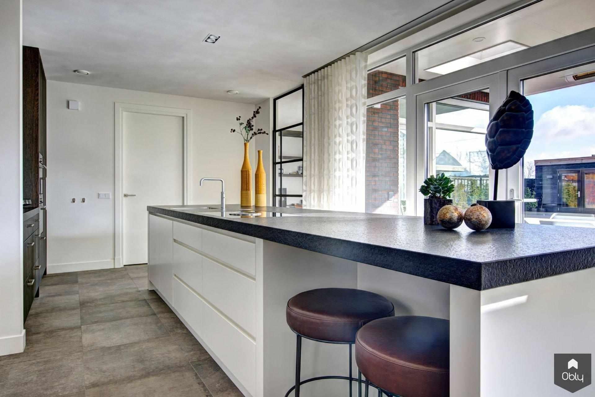 Interieurontwerp levensloopbestendige nieuwbouwwoning-Kim&Co.-alle,levensloopbestendige woning,moderne leefkeuken,moderne nieuwbouwwoning,open leefruimte,tijdloos interieur,Woonkamer-OBLY