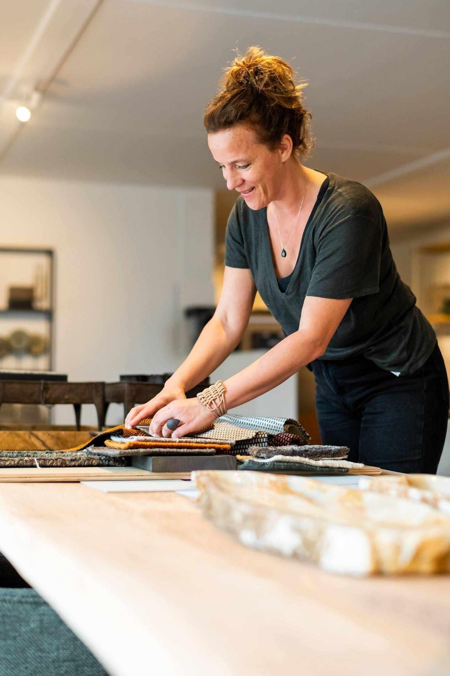 Ivonne van Wijs Wonen-Wijs wonen-Japandi stijl,Japans minimalisme,Rustige sfeer,Scandinavisch design,Woonkamer-OBLY