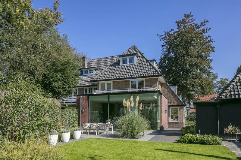 Jaren '30 woning met moderne glazen uitbouw-OBLY-uitbouw-Jaren '30 woning met moderne glazen uitbouw-OBLY