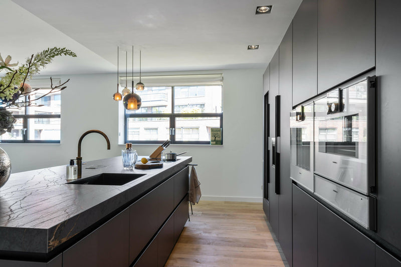 KAMB Moderne keuken-Keukenarchitectuur Midden Brabant-appartement, keuken-KAMB moderne keuken-OBLY