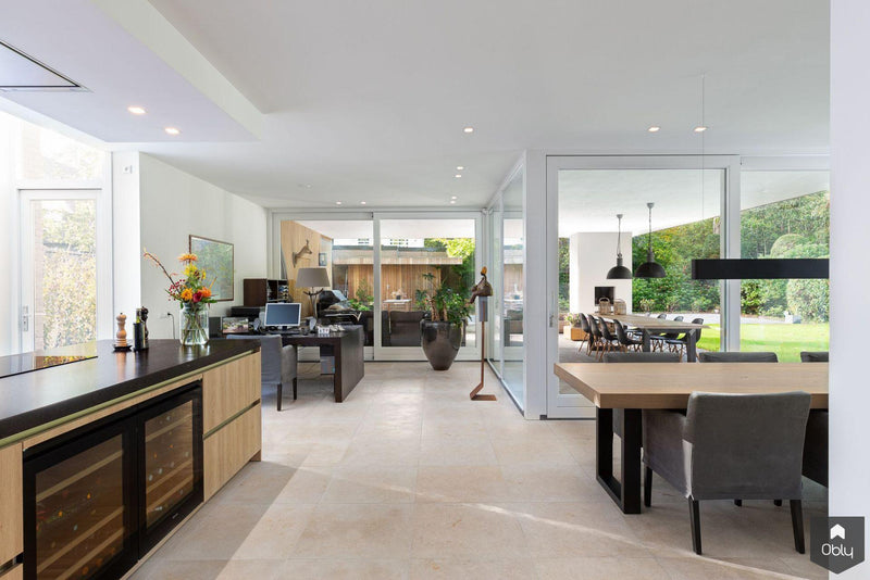 Kalksteen vloer moderne woning-Van den Heuvel & Van Duuren-alle,Woonkamer-OBLY