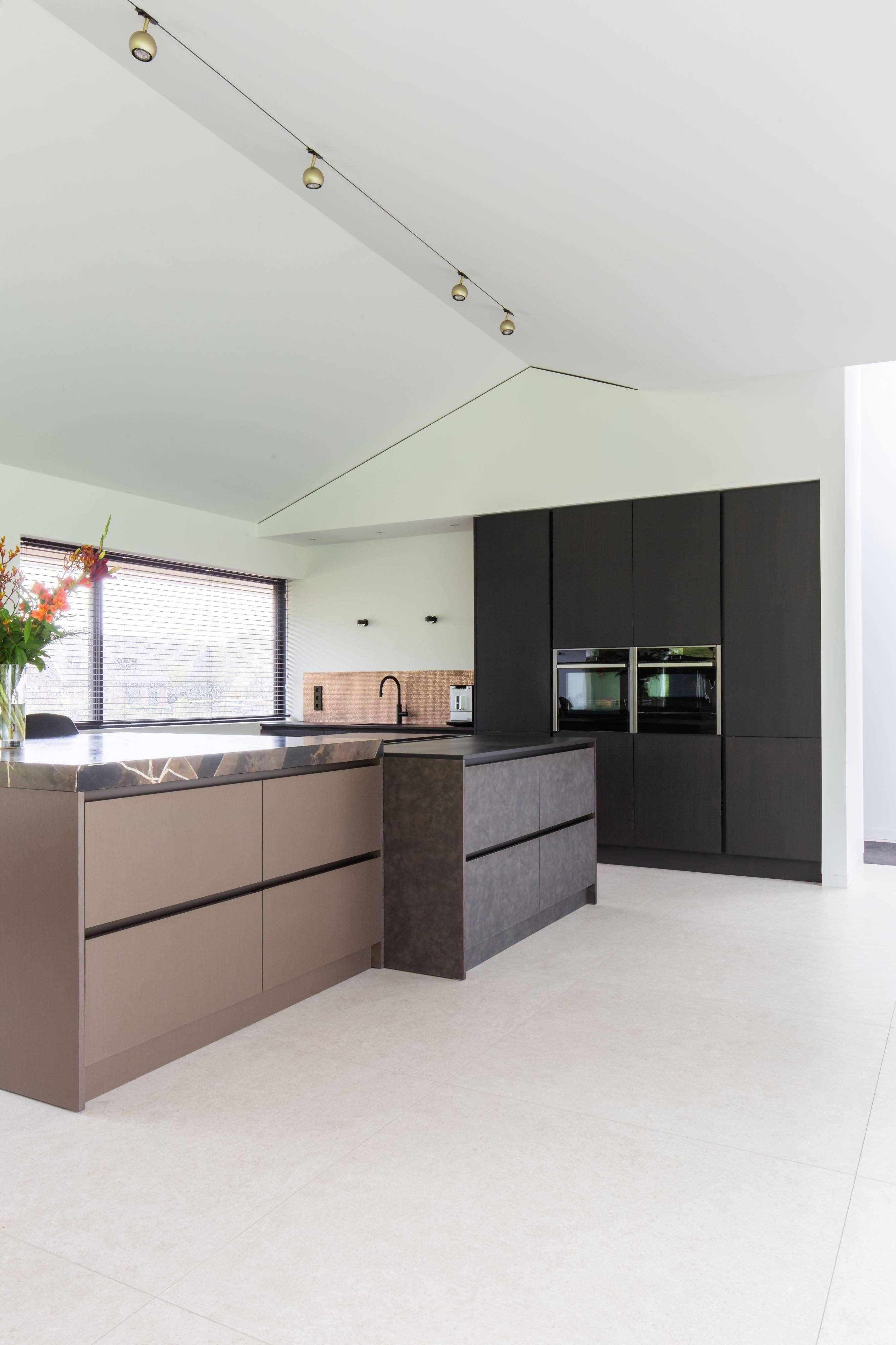 Keuken met twee eilanden-Keukenstudio Stormink-Keuken-OBLY