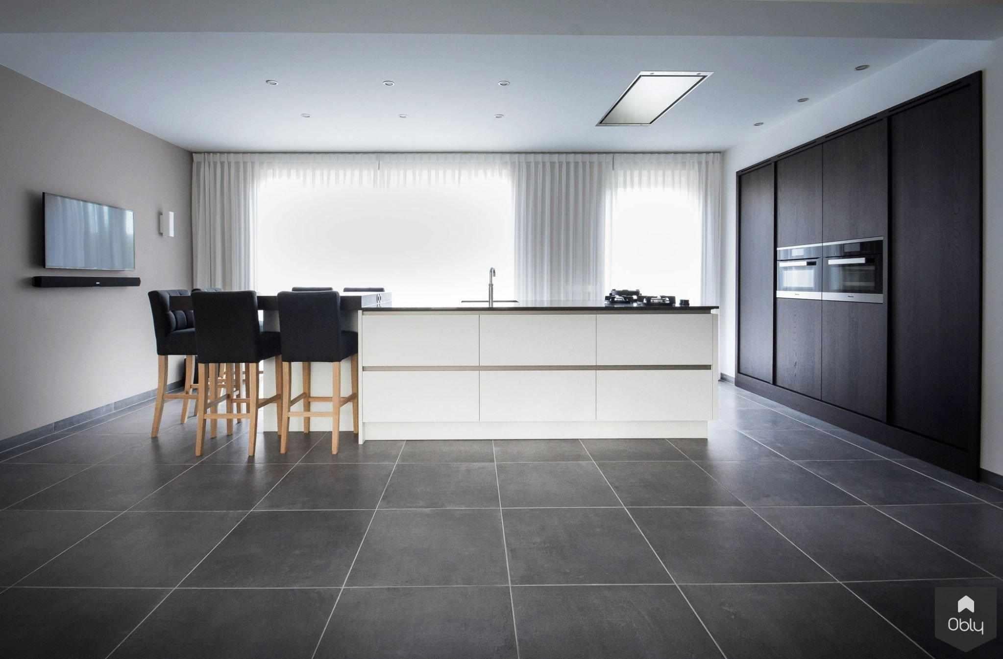 Keuken modern met eiken kastenwand-Ecker Interieur-alle,Keuken-OBLY