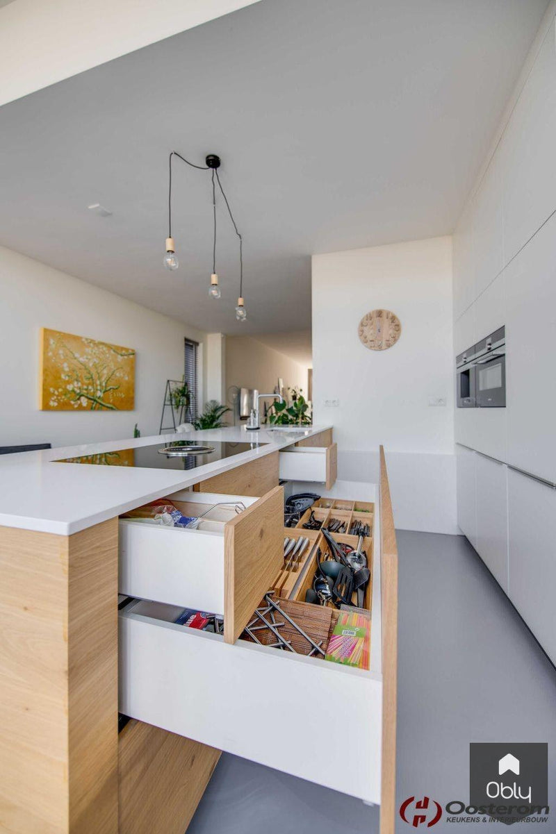 Keuken op maat met eiken en composiet-Oosterom keukens en interieurbouw-alle,Keuken-OBLY