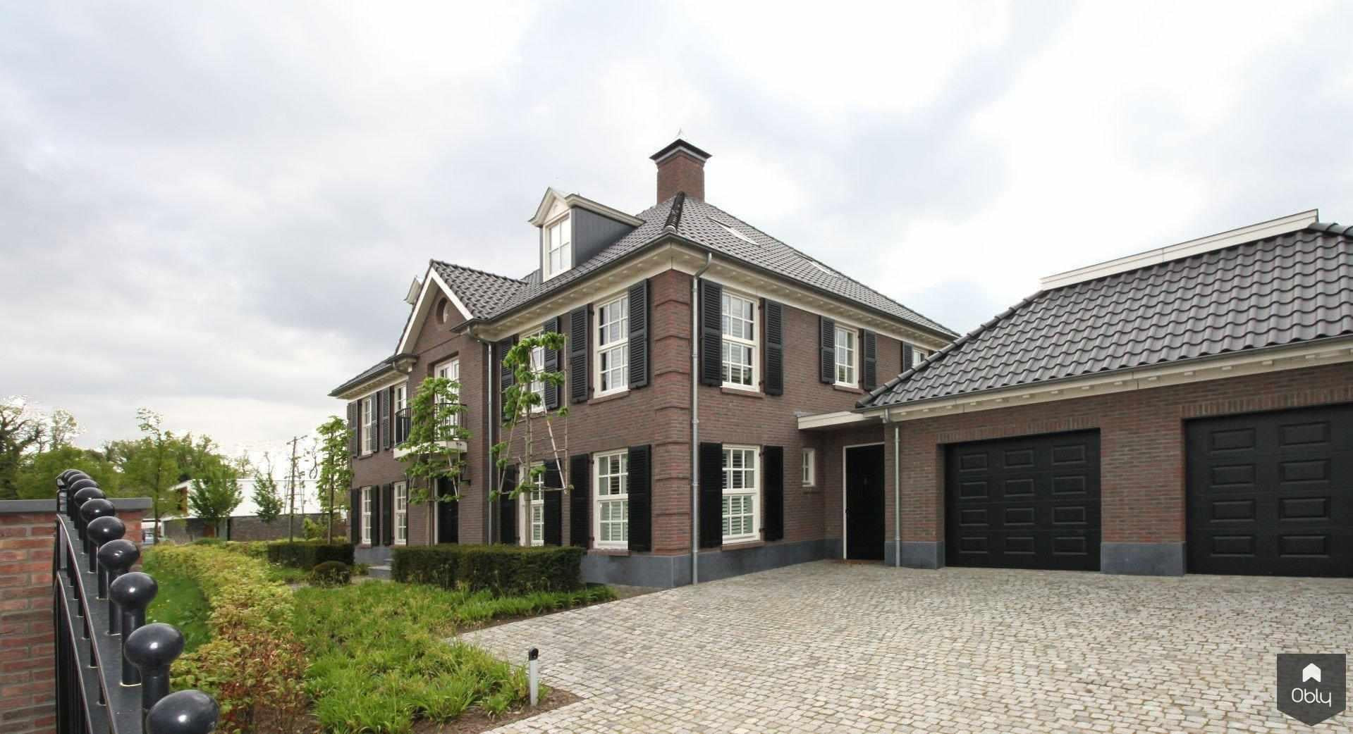 Klassiek herenhuis-Spanjers Architect-alle,Exterieur vrijstaand,luxe woning,nieuwbouw villa,statige entree,symmetrische architectuur-OBLY