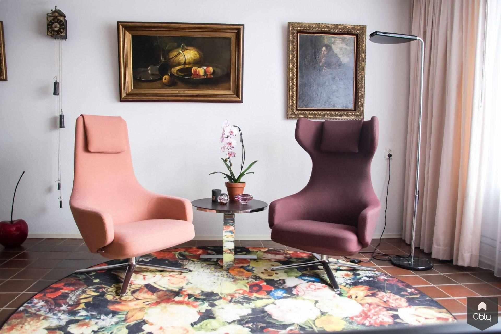 Kleurijk interieur voor dame op leeftijd-Van Waay & Soetekouw-alle,exclusieve design meubels,karakteristieke interieurdetails,kleurrijk woonkamer interieur,kleurrijke woonruimte inspiratie,luxe interieur met kunst,moderne klassieke woning,stijlvolle fauteuil woonkamer,warme sfeervolle woonkamer,Woonkamer-Kleurijk interieur voor dame op leeftijd | OBLY.com-OBLY