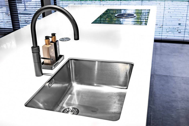 Kookeiland met wijnkast-Cora Techniek-Keuken-Kookeiland met luxe wijnkast-OBLY