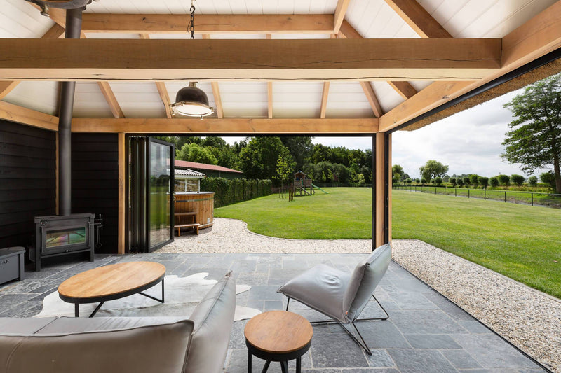 Landelijke Villa karakteristieke materialen-Van den Heuvel & Van Duuren-Tuin-Landelijk Villa met karakteristieke materialen-OBLY