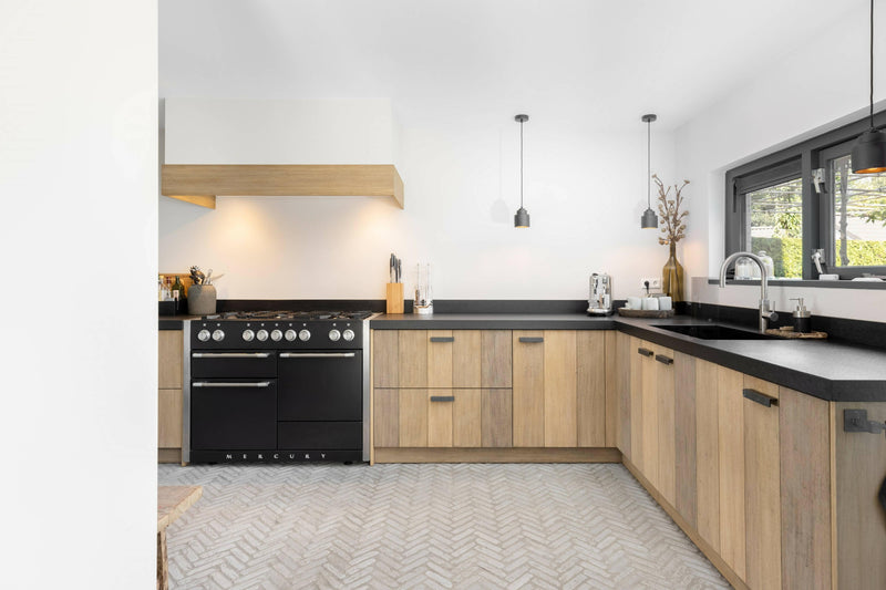 Leefkeuken met authentieke vloer-Van den Heuvel & Van Duuren-keuken-OBLY