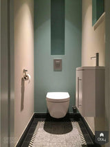 Licht maatwerk interieur in woonhuis in Domburg-Grego Design Studio-alle,Domburg woonhuis,Entree hal trap,klassiek modern interieur,lichte badkamer inspiratie,maatwerk kustinterieur,maatwerk woninginrichting,vakantiehuis aan zee,wit zand grijs interieur,Zeeuwse woonstijl,zomers interieurontwerp-Maatwerk interieur woonhuis Domburg | Grego Design Studio-OBLY