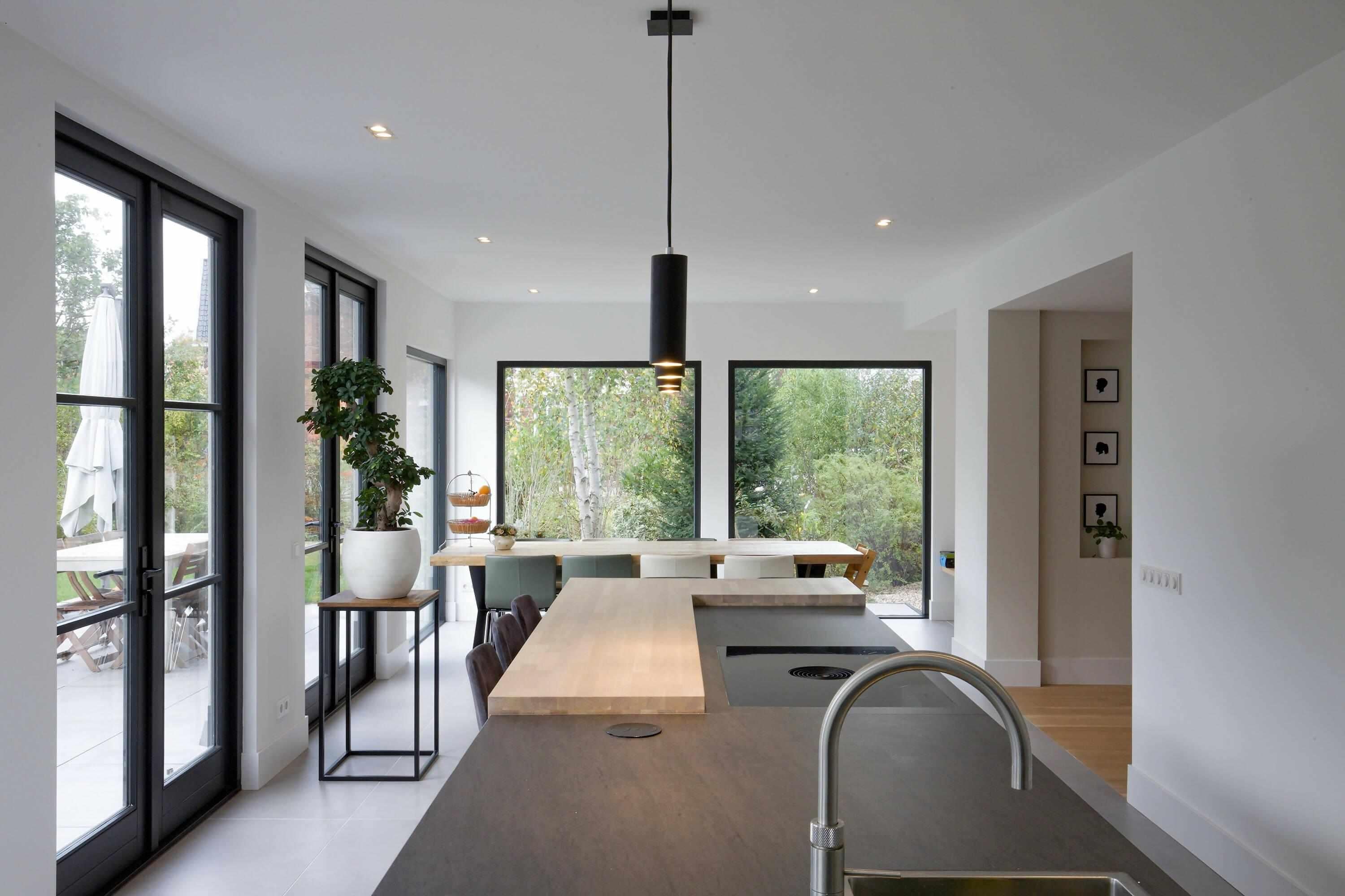 Lichte keuken met Deense eenvoud-Gogelein-deens interieur,keuken,lichte keuken,modern keuken ontwerp,scandinavische keuken-OBLY