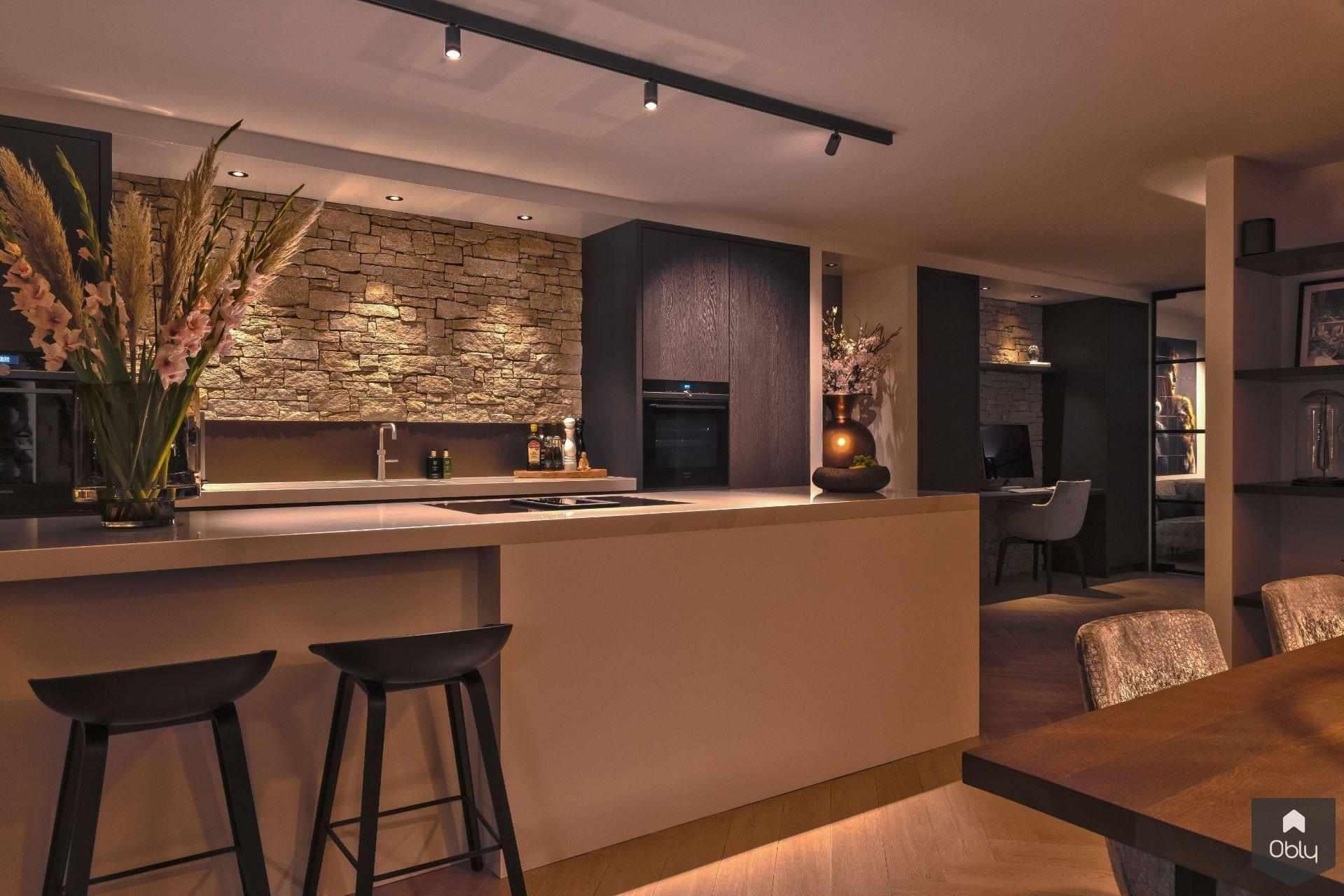 Lichtontwerp 2 onder 1 kap woning aan het water-Studio MBC Lichtontwerp-alle,DALI verlichtingssysteem,Keuken,Keukenverlichting op maat,Lichtontwerp woning,Luxe interieurverlichting,Moderne woonverlichting,Studio MBC Lichtontwerp,Verlichtingsplan woning,Wonen aan het water-OBLY