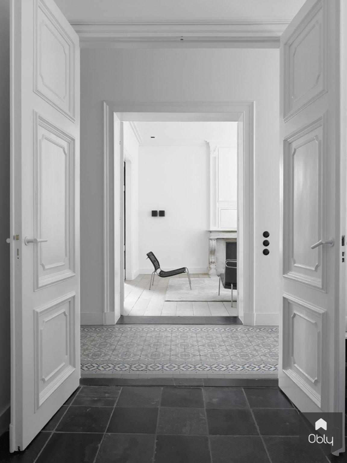 Living - rijksmonument-Studio Niels-alle,Ambachtelijk detail,Carrara marmer,Licht en ruimtelijk,Moderne mix,Rijksmonument,Woonkamer-OBLY