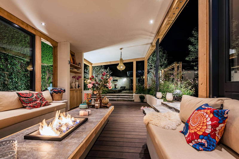 Luxe houten tuinhuis met zwembad-TIM Exclusive Gardens-tuin-OBLY