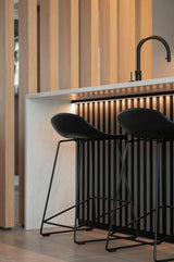 Maatwerk keuken warme scandinavische stijl-Elke Speck interieurontwerp-eiken keuken details,Houten details,Interieur,keuken,Keukeneiland,keukeneiland op maat,lattenwand keuken,lichte woonkeuken,maatwerk keukenontwerp,marmeren keukenblad,minimalistische keukenstijl,warme Scandinavische keuken-Maatwerk keuken warme Scandinavische stijl-OBLY