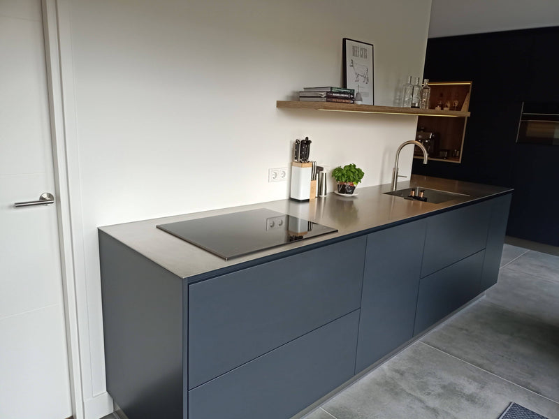 Maatwerkkeuken met rvs blad-Gebr. Smits-Keuken-OBLY
