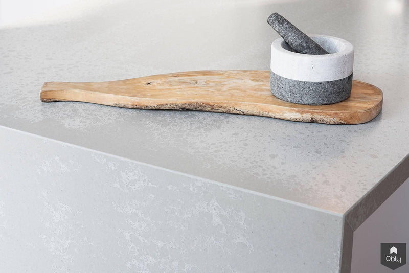 Mat witte keuken met geïntegreerd dressoir-Kitchenstudio-alle,Keuken-Mat witte keuken met geïntegreerd dressoir | OBLY.com-OBLY