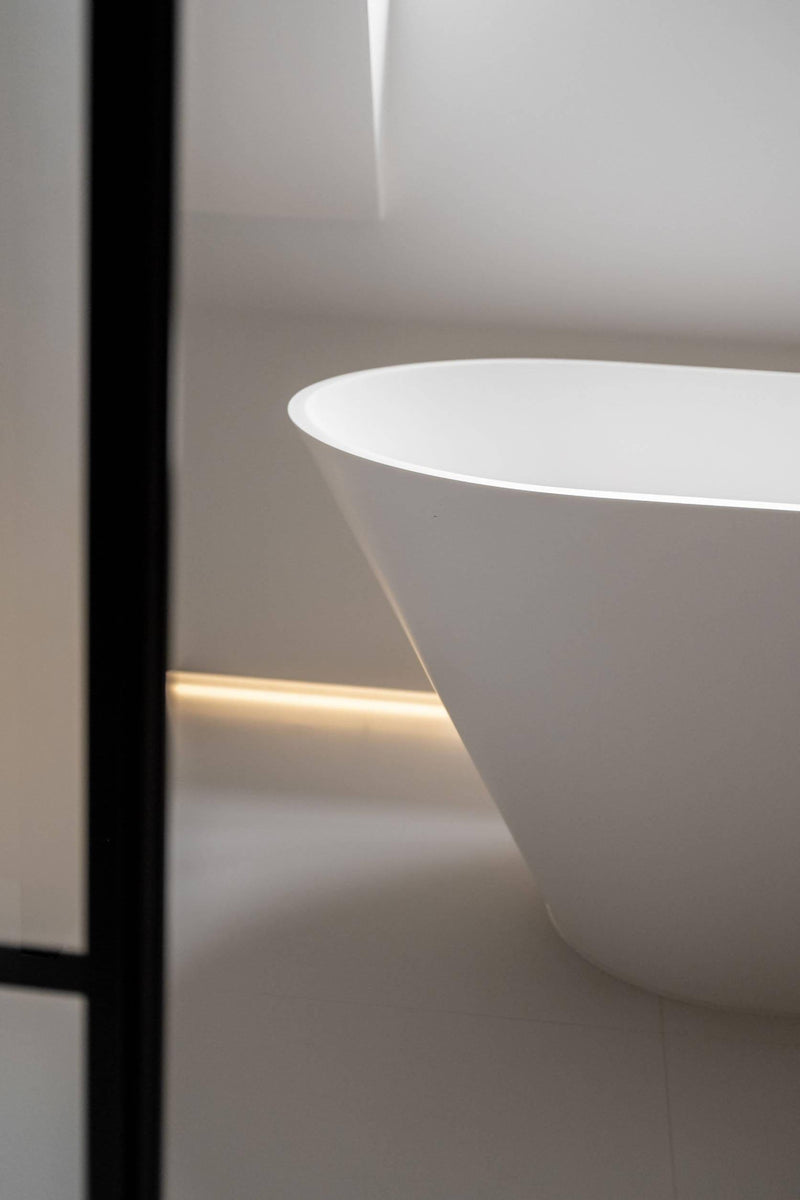 Minimalistische sfeervolle badkamer-Het Badhuys-Badkamer- Minimalistische sfeervolle badkamer -OBLY