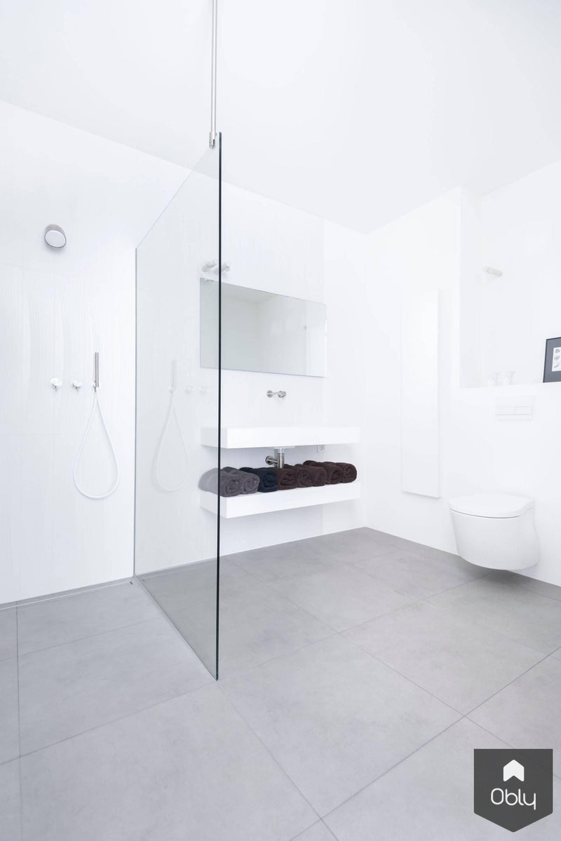 Minimalistische witte badkamer-Fors design badkamers-alle,Badkamer-Minimalistische witte badkamer | OBLY.com-OBLY