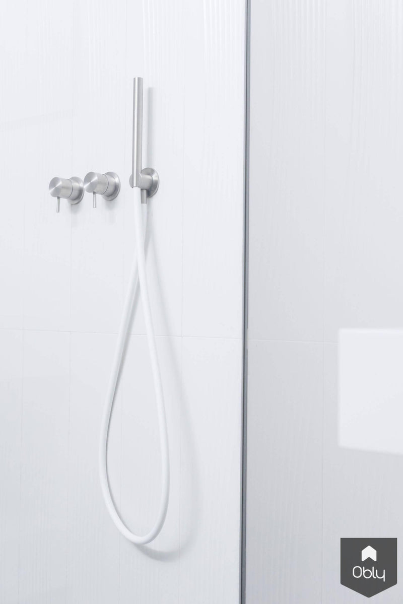 Minimalistische witte badkamer-Fors design badkamers-alle,Badkamer-Minimalistische witte badkamer | OBLY.com-OBLY