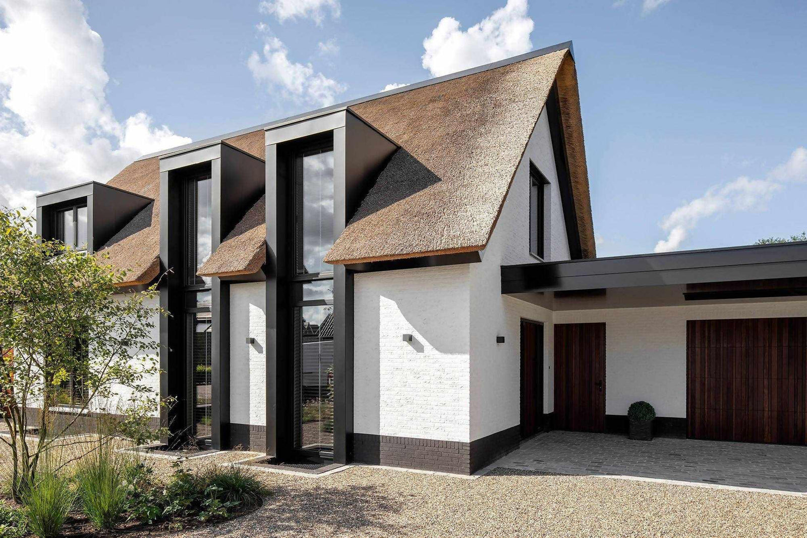 Modern Landhuis met uitbouw | OBLY, image size:1600x1066