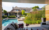 Moderne tuin met zwembad poolhouse en sauna-Stoop Tuinen-modern, Tuin-Moderne tuin met poolhouse-OBLY
