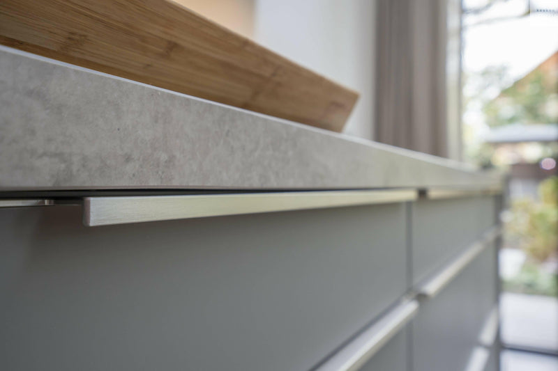 Moderne uitbouw met een compacte keuken-OBLY-keuken-Moderne uitbouw met een compacte keuken-OBLY