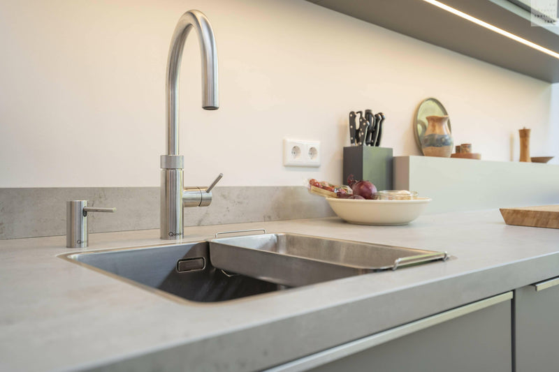 Moderne uitbouw met een compacte keuken-OBLY-keuken-Moderne uitbouw met een compacte keuken-OBLY