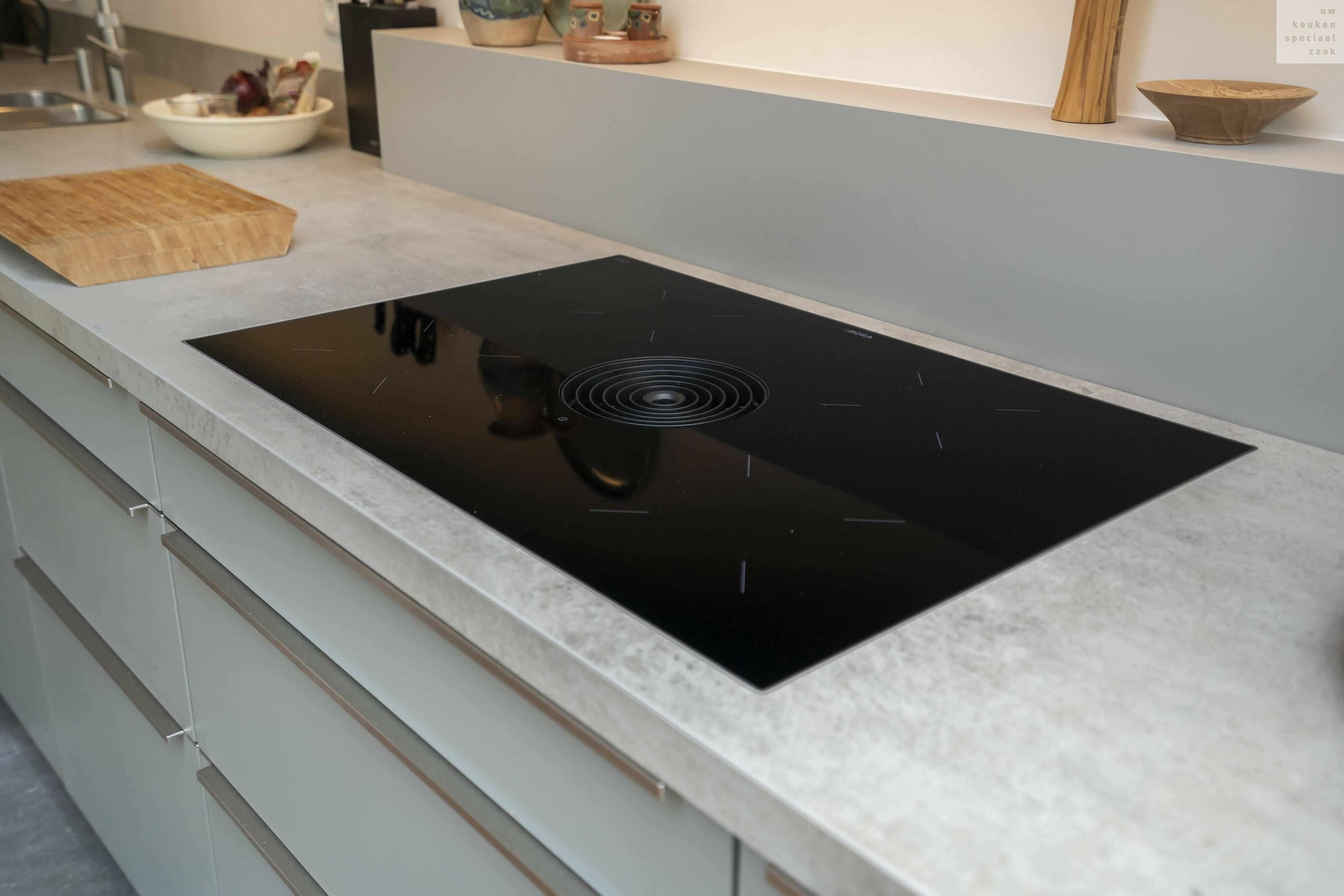 Moderne uitbouw met een compacte keuken-VINK KEUKENS-keuken-Moderne uitbouw met een compacte keuken-OBLY
