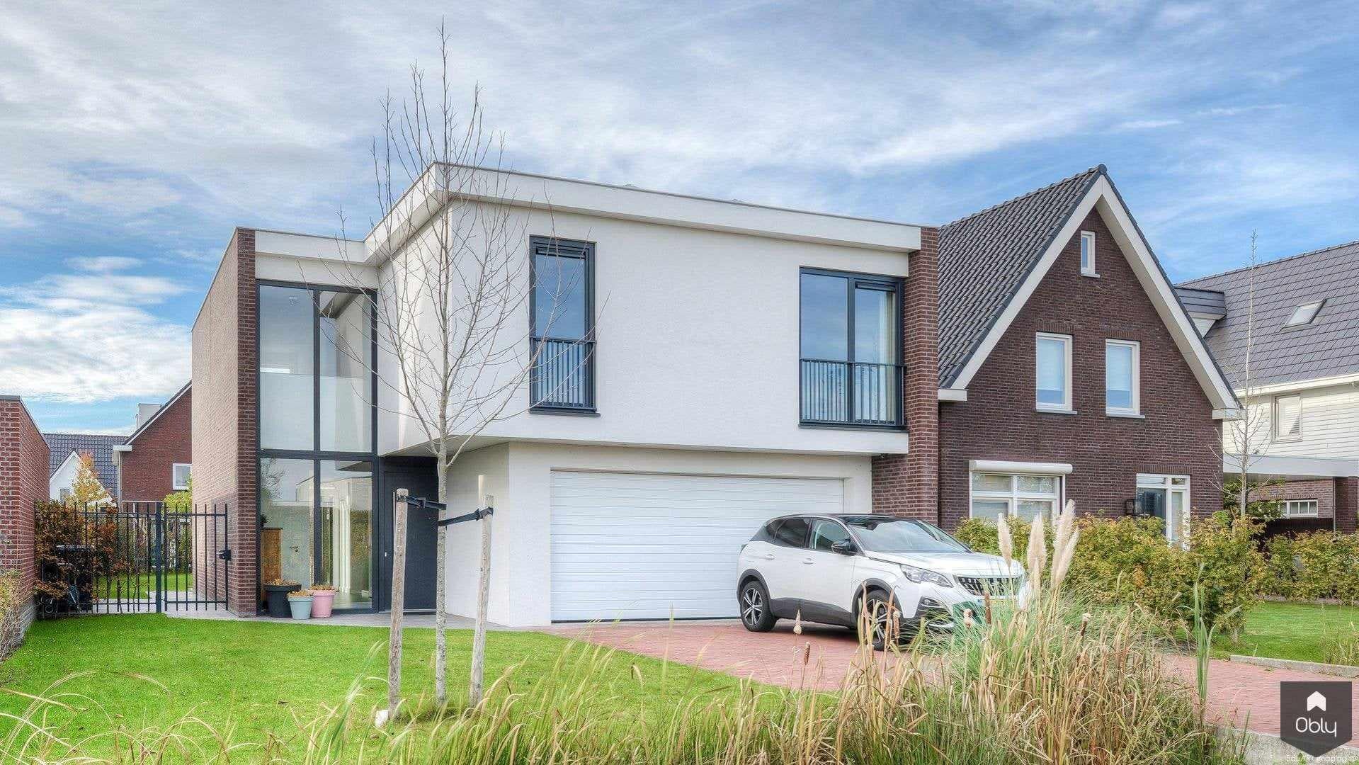Moderne villa met stucwerk en baksteen-lab-R architectenbureau-alle,Exterieur vrijstaand,luxe woning,moderne villa,moderne woning,villa,villa architectuur,villa exterieur-OBLY