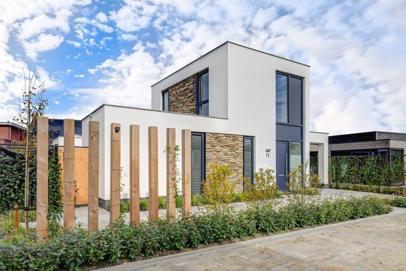 Moderne villa met wit stucwerk en natuursteen-OBLY-Badkamer,Exterieur Vrijstaand,Slaapkamer,Woonkamer-Moderne villa wit stucwerk en natuursteen-OBLY