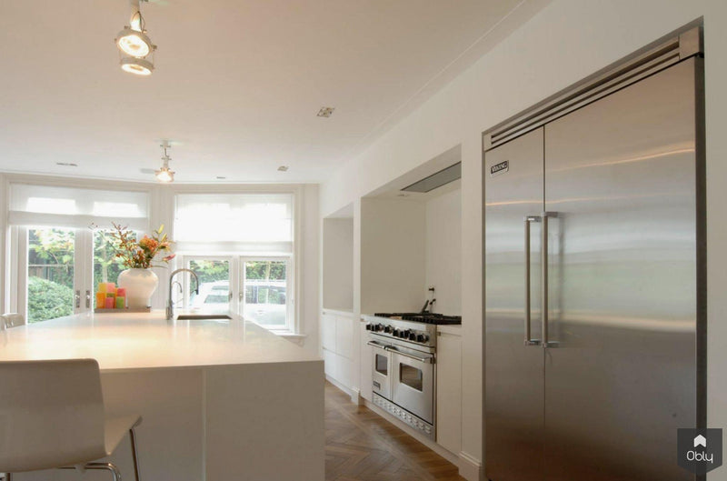 Moderne witte Corian keuken-DBD Interiors-alle,Keuken-OBLY