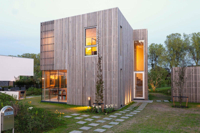 Moderne woning met houten gevel-Architect eigen huis-Exterieur vrijstaand-OBLY