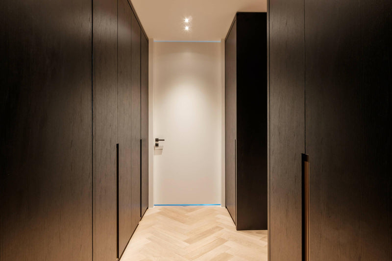 Mooi lijnenspel in villa-inrichting-Mint Interieur-woonkamer-OBLY
