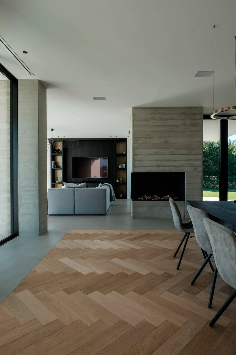 Mooi lijnenspel in villa-inrichting-Mint Interieur-woonkamer-OBLY