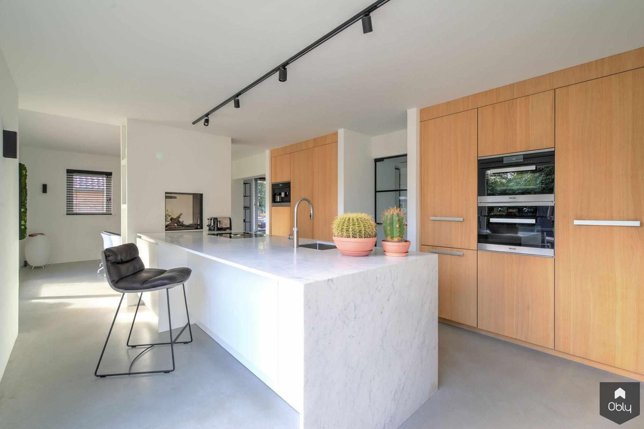Renovatie jaren '60 huis-Dosis Keuken & Interieur-alle,design interieur,interieur renovatie,jaren 60 woning,Keuken,lichte keuken,maatwerk keuken,modern wonen,moderne leefkeuken,open woonruimte-OBLY