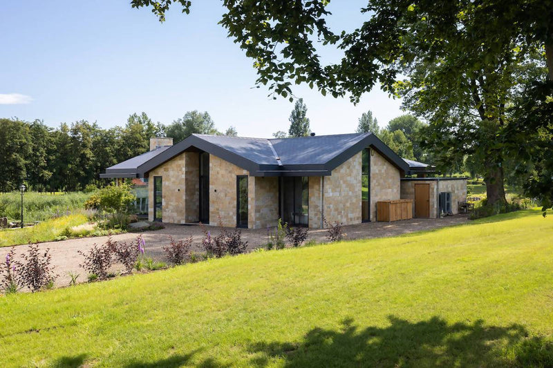 Robuuste boomstamtafel villa-PW Interiors-eetkamer,eettafel-OBLY