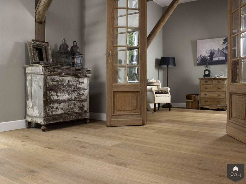 Rustiek eiken plankenvloer in stijlvol landelijk ingerichte woning-NOBEL Flooring-alle,Eetkamer-OBLY