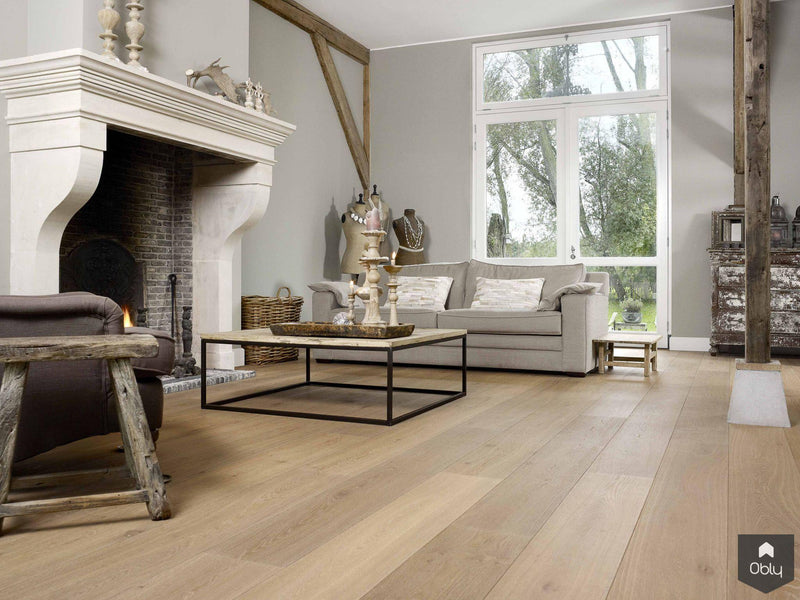 Rustiek eiken plankenvloer in stijlvol landelijk ingerichte woning-NOBEL Flooring-alle,Eetkamer-OBLY