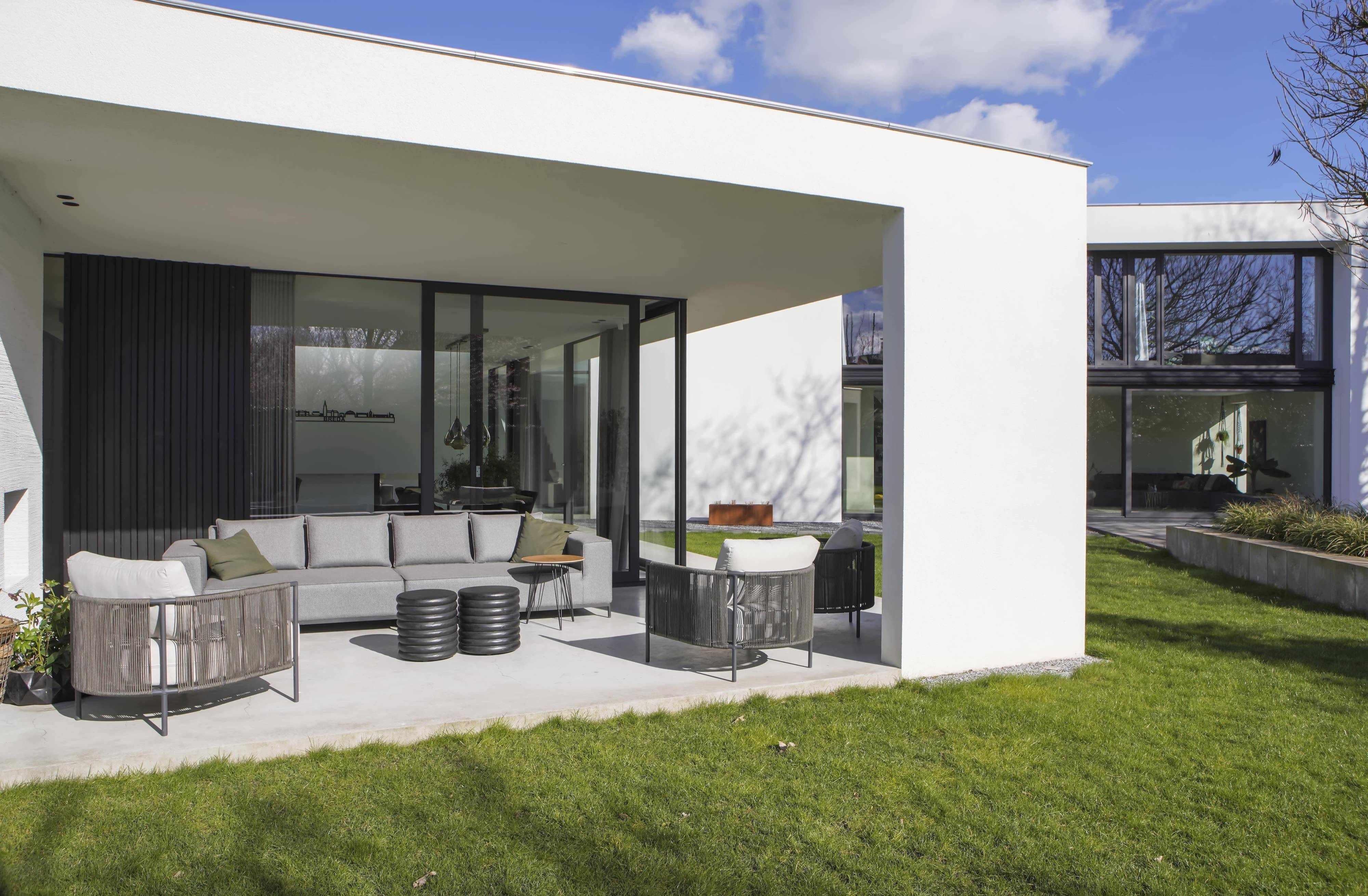 Sfeervol modern interieurontwerp-Wijs wonen-Doorzicht haard,Keuken,Kookeiland,Woonkamer-OBLY