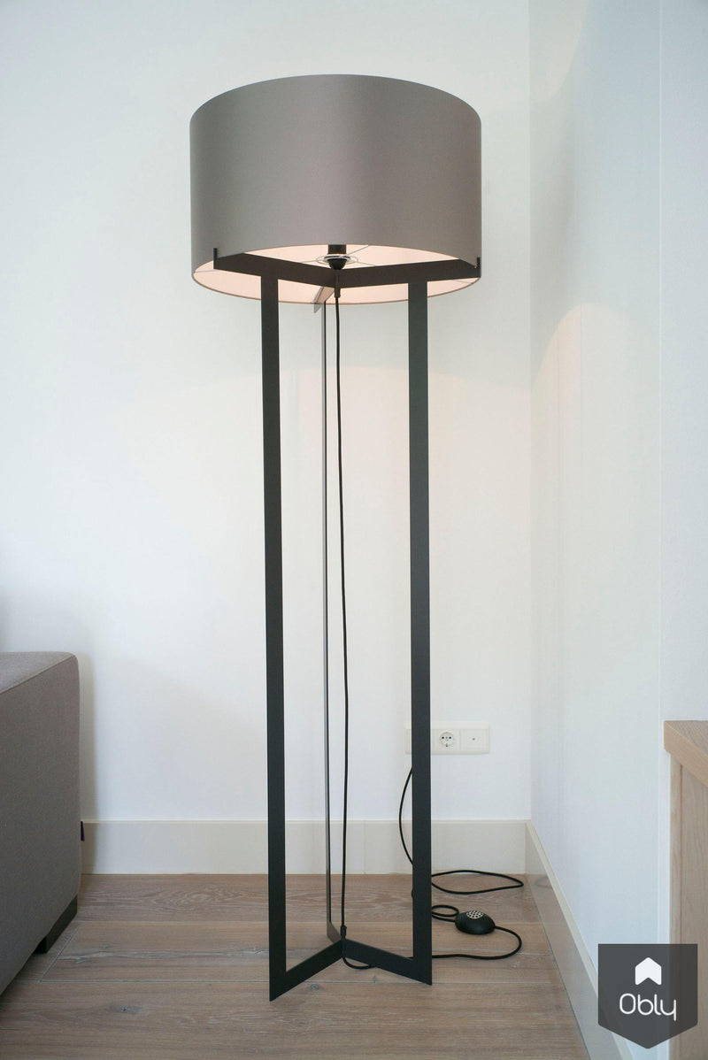 Sfeervolle zithoek in jaren 30 villa-Interior Styling by Madeleine-alle,Woonkamer-OBLY