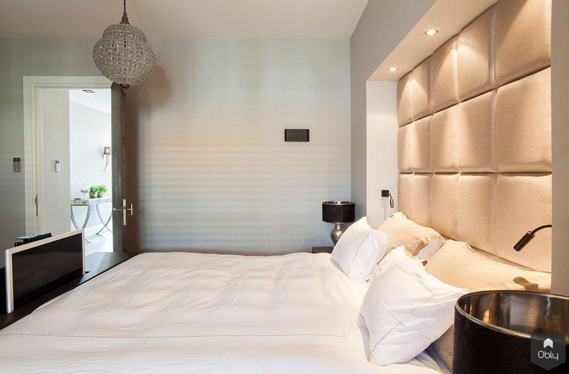 Slaapkamer ensuite met warme, luxe hotelsfeer-Wood Creations-alle,Slaapkamer-OBLY