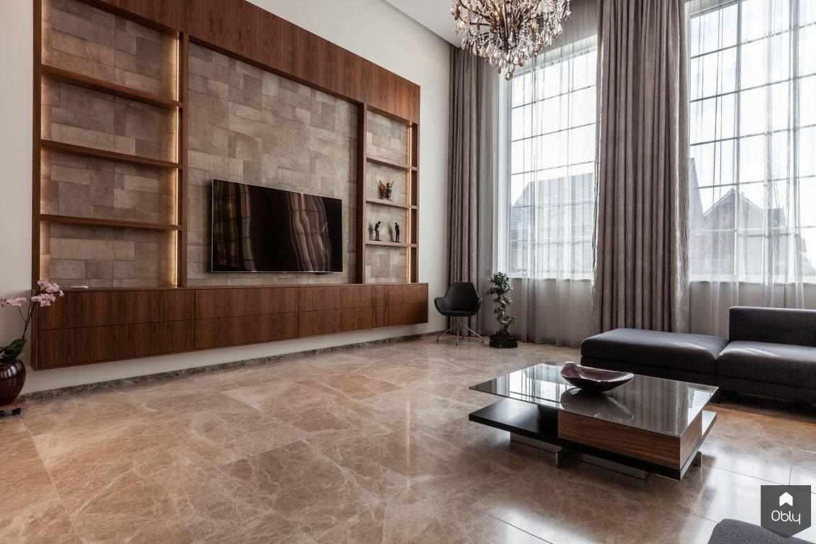 Splitlevel villa met maatwerk inrichting-Dineke Dijk-alle,luxe afwerking,marmeren vloer,moderne villa,open ruimtes,split-level villa,Woonkamer-OBLY