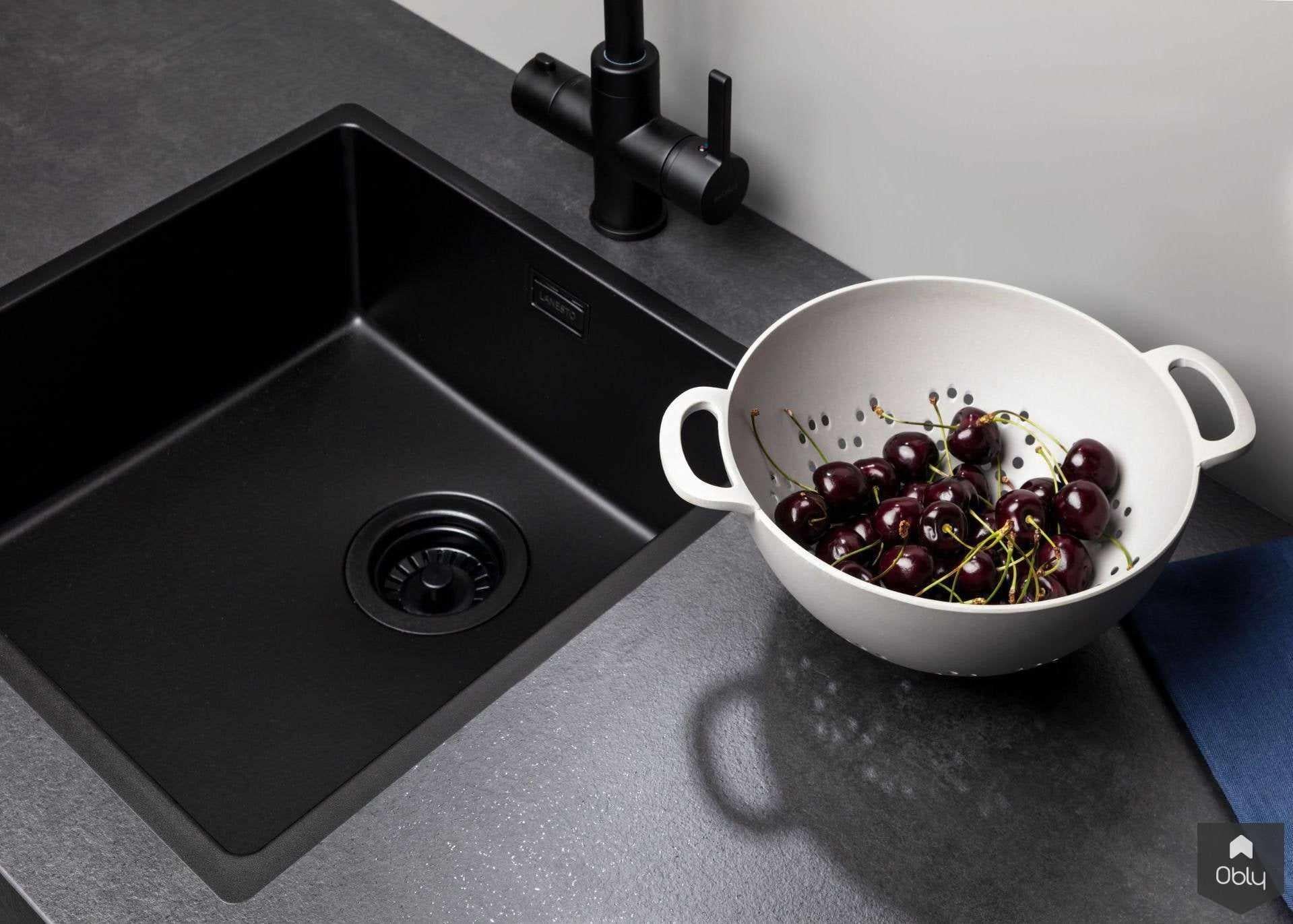 Spoelbakken trends 2020-Dekker Zevenhuizen-alle,design keuken,Keuken,koperen kraan,Lanesto Garda,luxe spoelbak,matzwarte kraan,moderne keuken,rimless spoelbak,spoelbak trends,zwarte spoelbak-OBLY