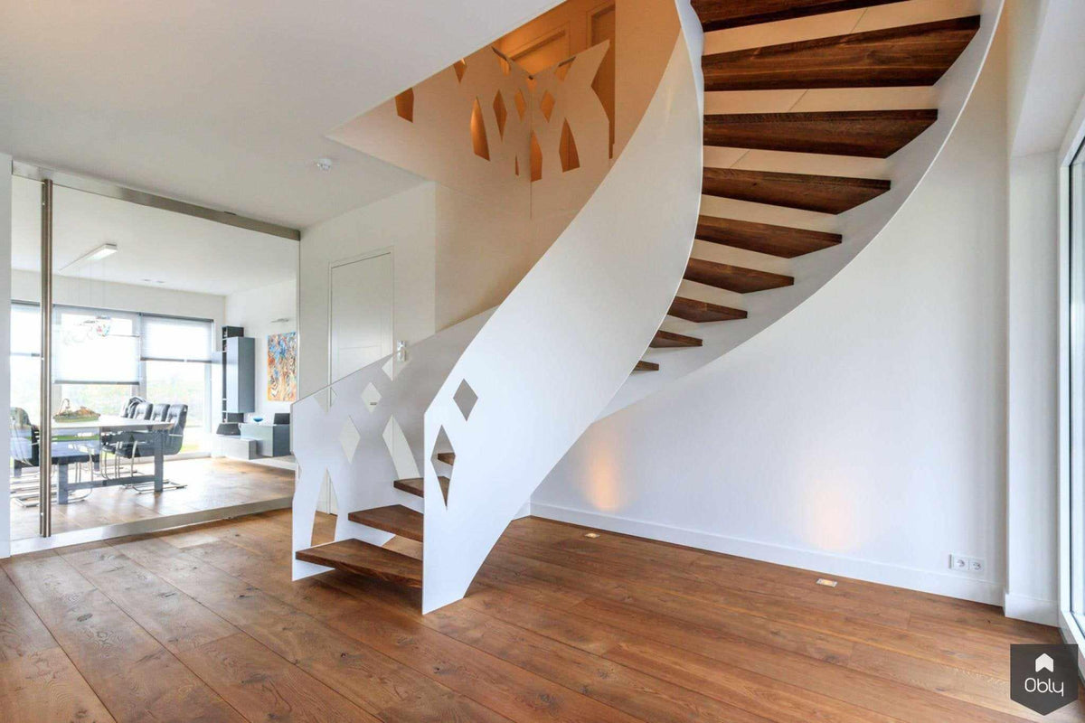 Stalen wenteltrap met uitsneden-Van Bruchem Staircases-alle,Entree hal trap-OBLY