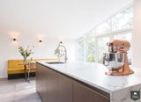 Stijlvolle leefkeuken met koperkleurig eiland-Keukenstudio Stormink-alle,Keuken-OBLY