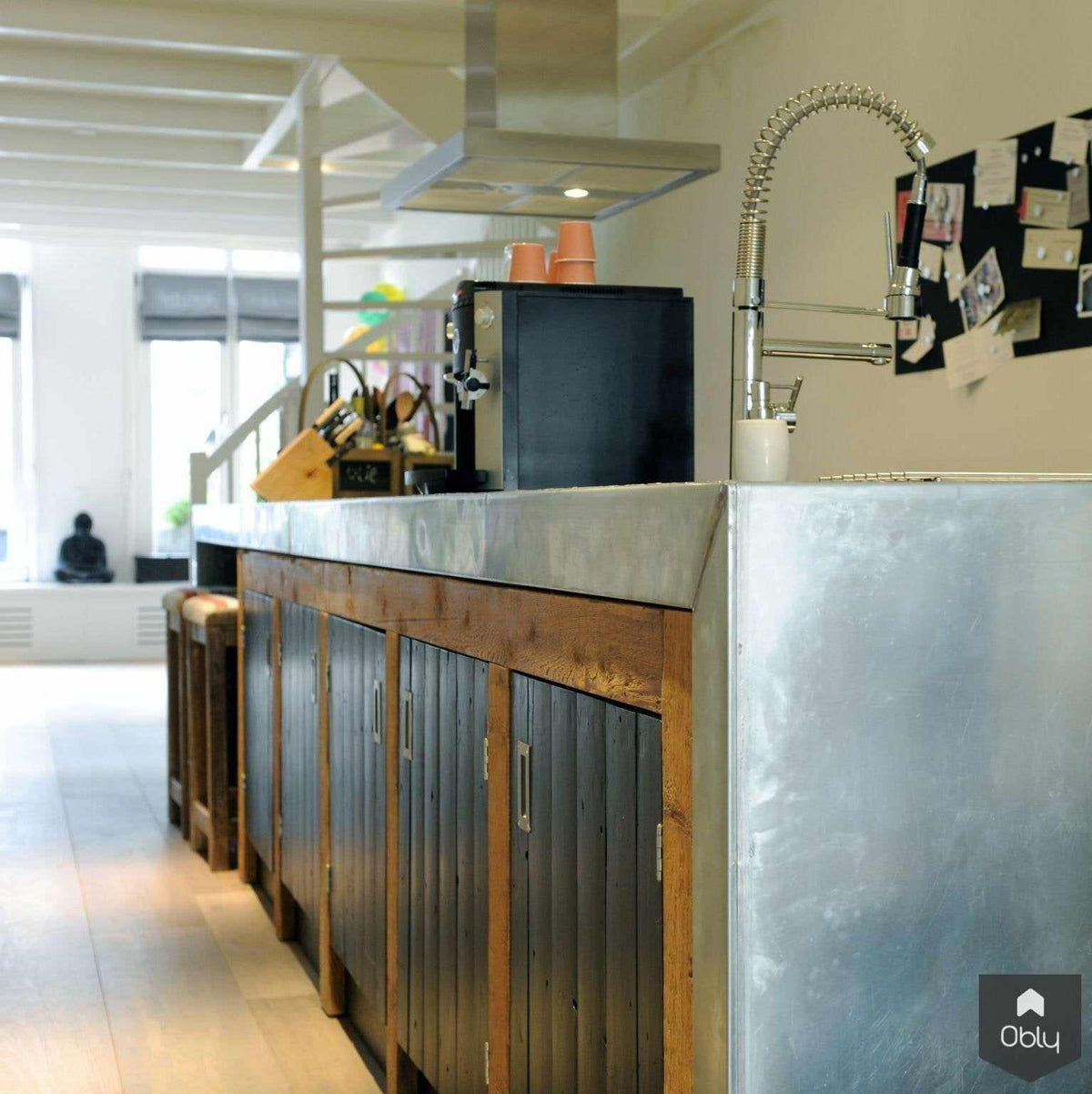 Stoere keuken van sloophout met RVS en zink-Restyle-XL-alle,Keuken-OBLY