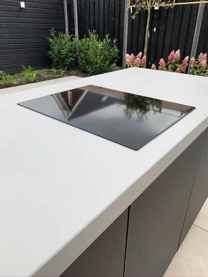 Strakke buitenkeuken met inductie-OBLY-alle,tuin-Strakke buitenkeuken met inductie-OBLY