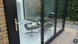Strakke gietvloer in moderne woning-MC Gietvloeren-alle,Woonkamer-OBLY