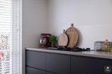 Strakke maatwerk keuken in zwart MDF en eiken wit-Zijlmans Maatwerk-alle,Keuken-OBLY